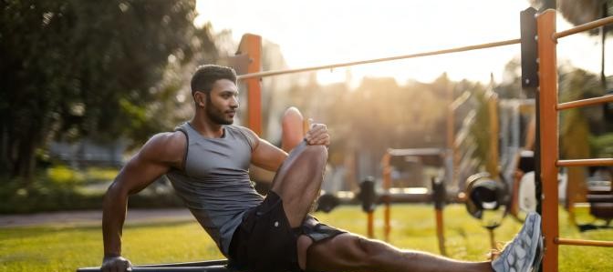 Man doing Calisthenics Leg Exercises