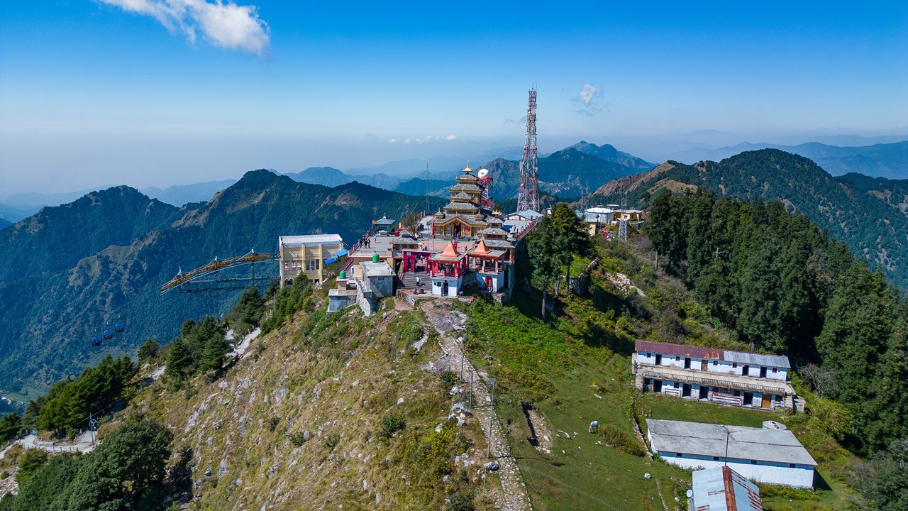 Surkanda Devi Trek and Trail Information