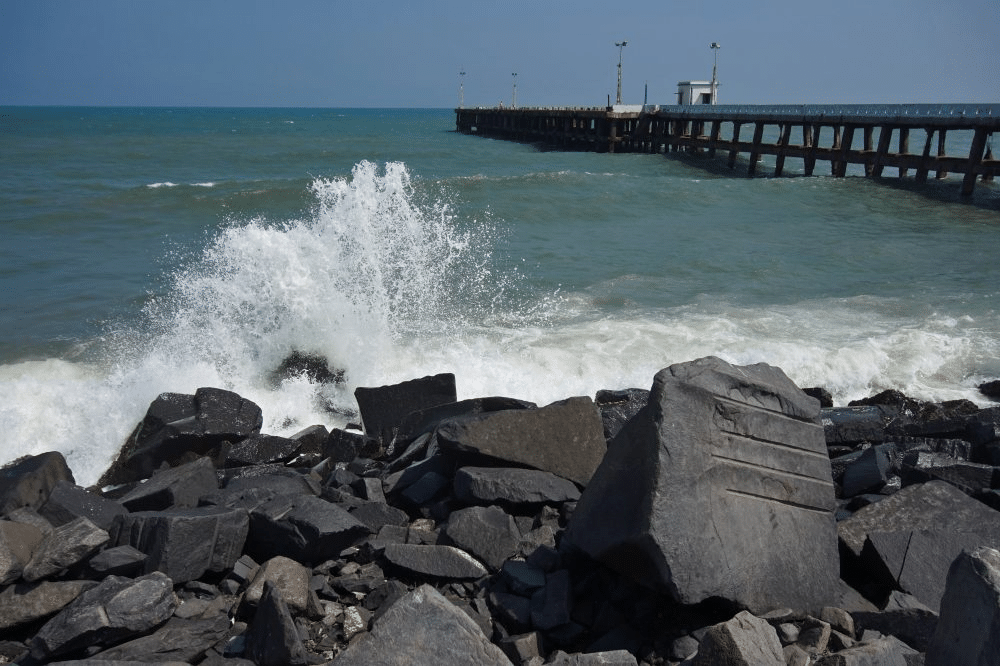 rock beach pondicherry