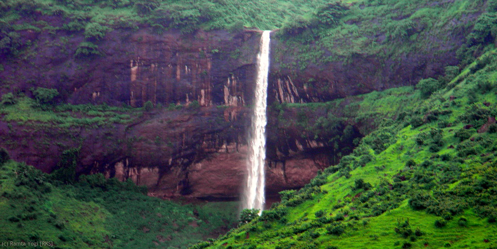 Pandavkada Falls