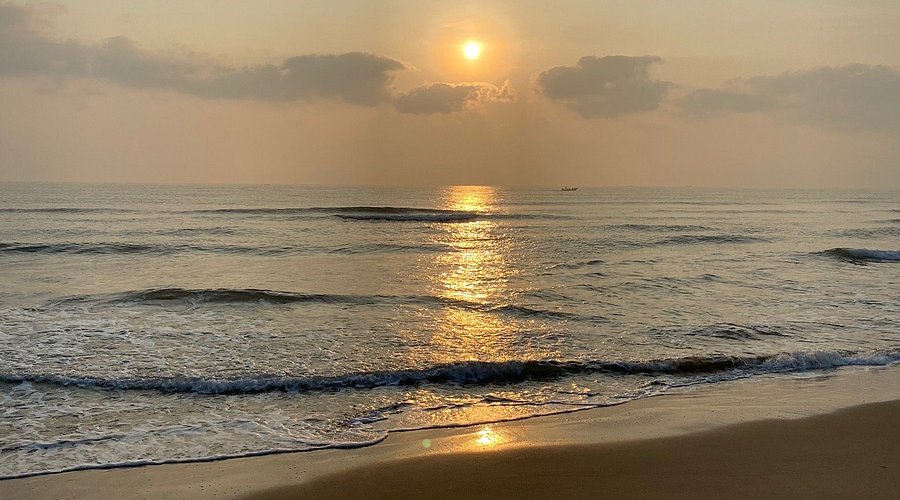 Covelong Beach